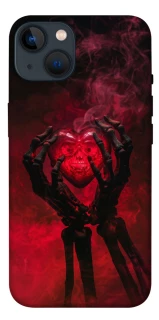 Чехол на Apple iPhone 13 (6.1") Heart in the hands of a skeleton фото 1 из 1