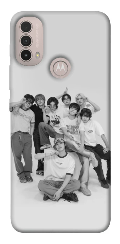 Чохол на Motorola Moto E40 Stray Kids All Around фото 1 з 1