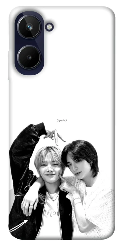 Чохол на Realme 10 4G HyunJin & Jeongin фото 1 з 1
