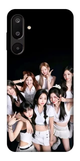 Чехол на Samsung Galaxy M16 5G BABYMONSTER фото 1 из 1