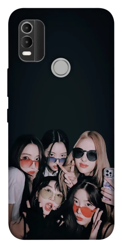 Чехол на Nokia C21 Plus LE SSERAFIM v3 фото 1 из 1