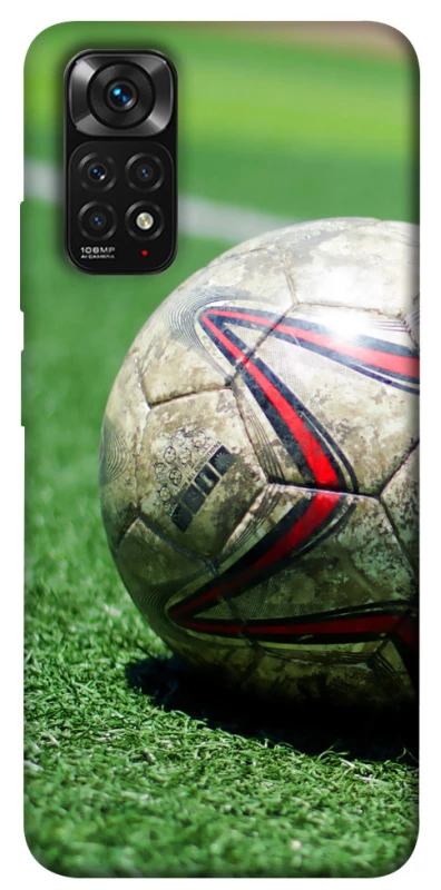 Чехол на Xiaomi Redmi Note 11 (Global) / Note 11S Мяч на газоне фото 1 из 1