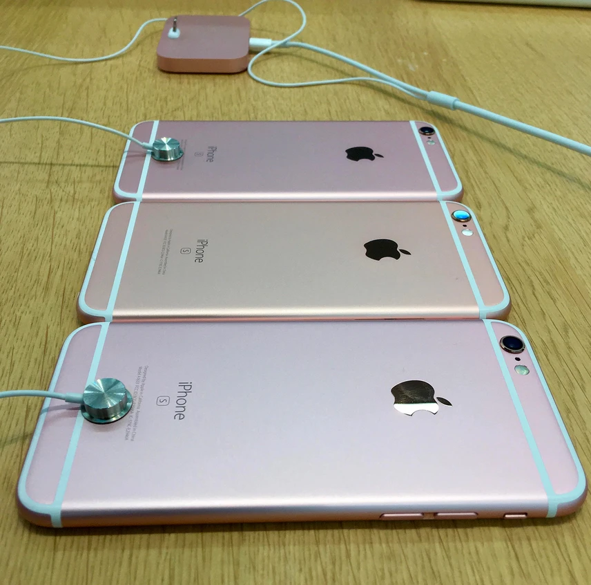 Оранжевые iPhone 17 Pro неожиданно становятся розовыми: Apple молчит фото 3