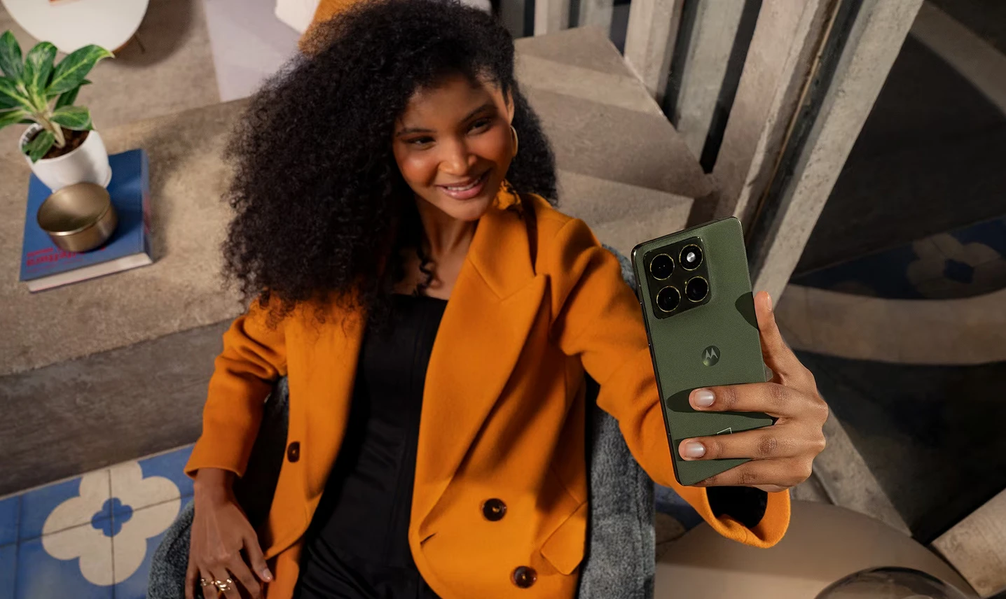 Motorola Edge 70: коли дизайн не жертвує продуктивністю фото 3