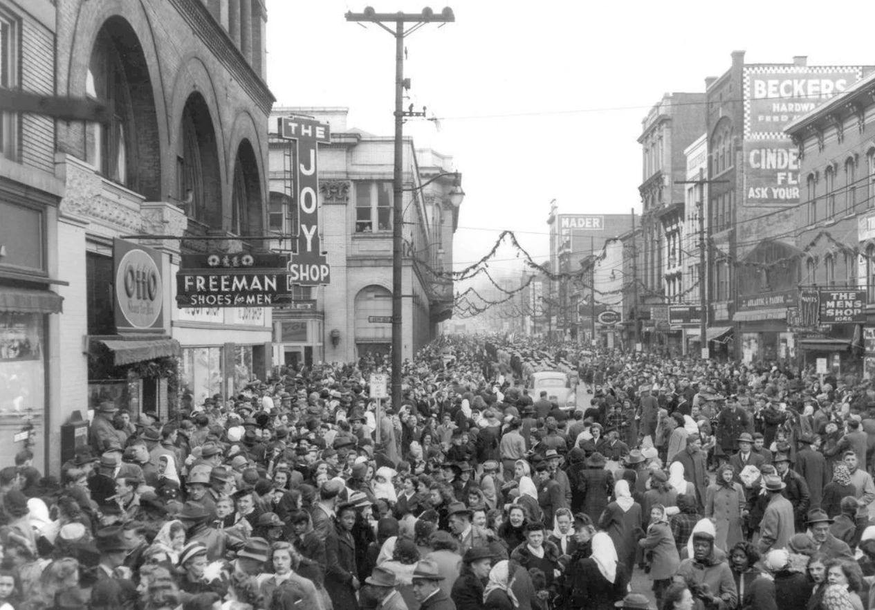 Звідки з'явилася Чорна п'ятниця: історія найгучнішого дня розпродажів фото 2