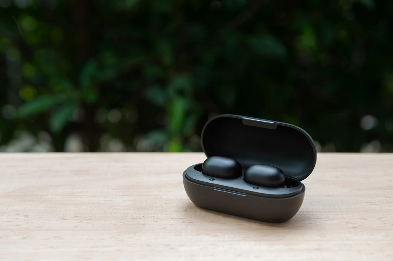 Звук, который удивит: ТОП бюджетных TWS-наушников на Frontalka на Frontalka фото 1 Звук, который удивит: ТОП бюджетных TWS-наушников на Frontalka фото 1