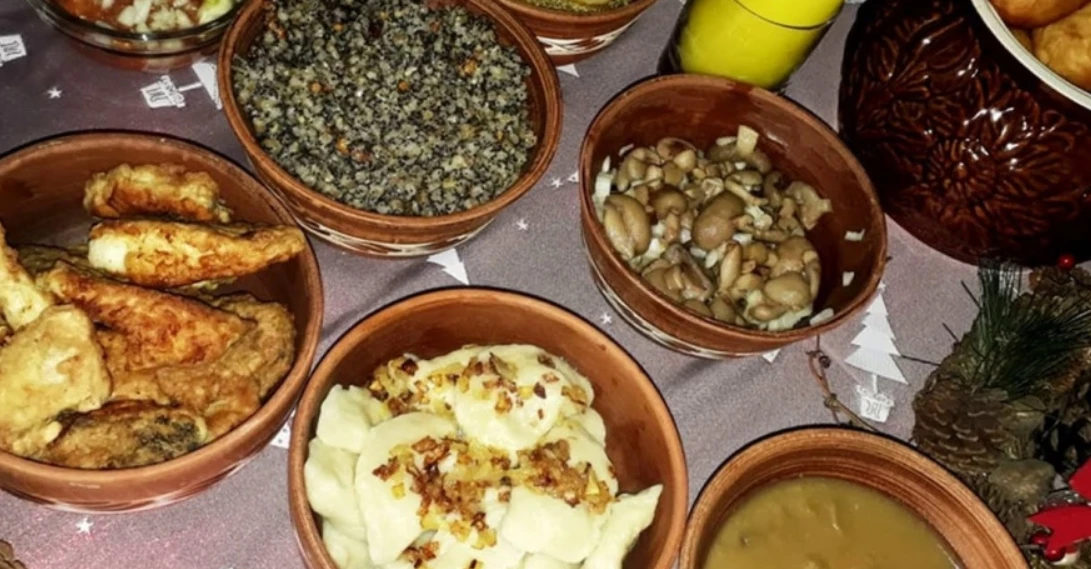 12 страв на Святий вечір: звідки з'явилася ця традиція на Frontalka фото 1 12 страв на Святий вечір: звідки з'явилася ця традиція фото 1