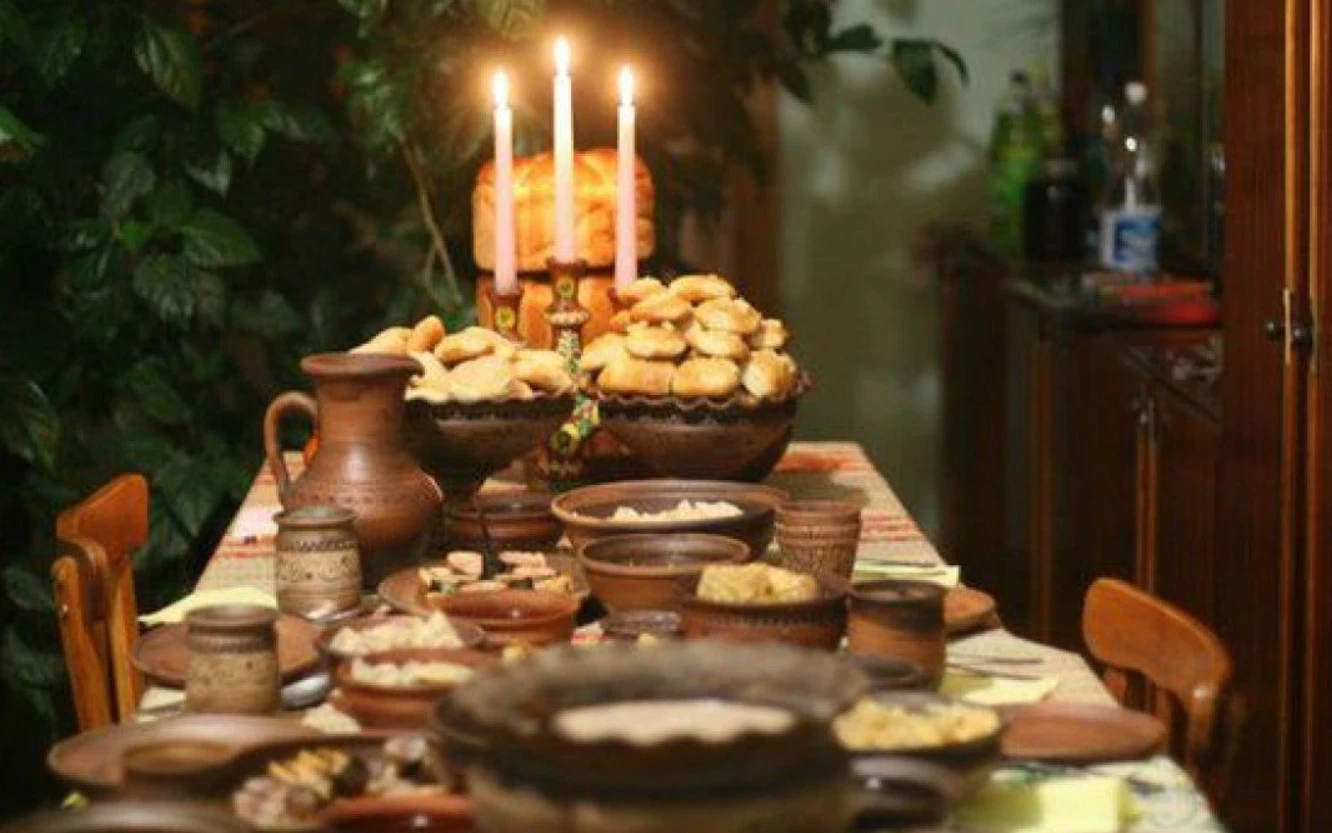 Чому на Різдво носять вечерю: історія давньої традиції на Frontalka фото 1 Чому на Різдво носять вечерю: історія давньої традиції фото 1
