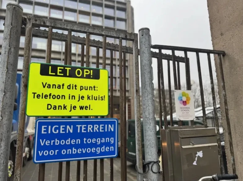 Как запрет телефонов повлиял на обучение в Нидерландах фото 1