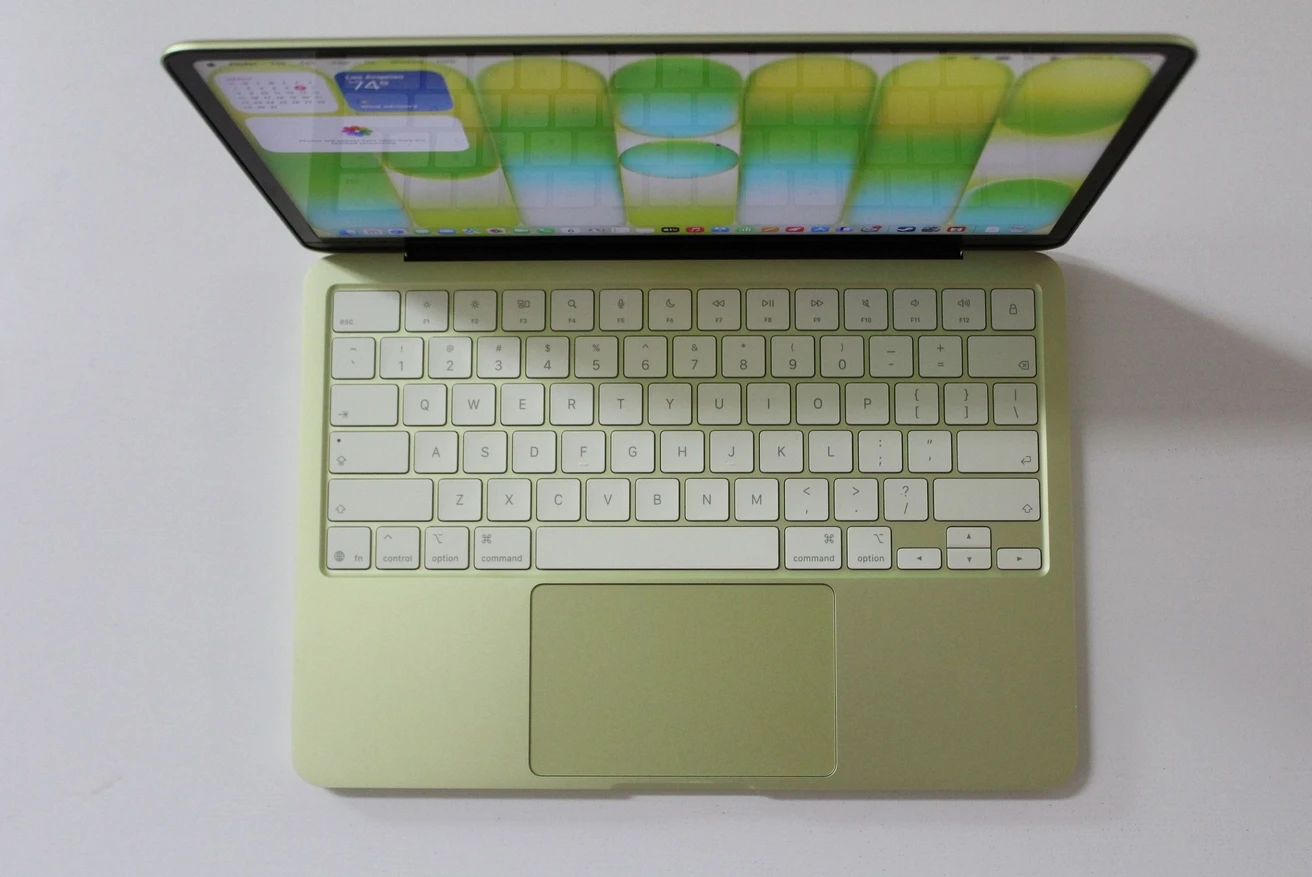 Новый MacBook Neo удивил ценой: кому подойдет самый доступный ноутбук Apple фото 1