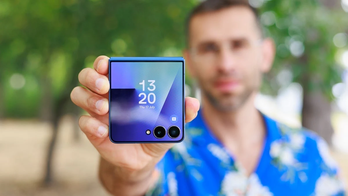 Galaxy Z Flip 8 без секретів: у мережі назвали камери, чип і зміни дизайну фото 1