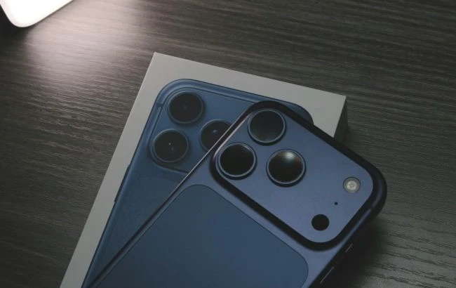 Apple хоче продавати iPhone по-новому: що буде з iPhone 18 на Frontalka фото 1 Apple хоче продавати iPhone по-новому: що буде з iPhone 18 фото 1