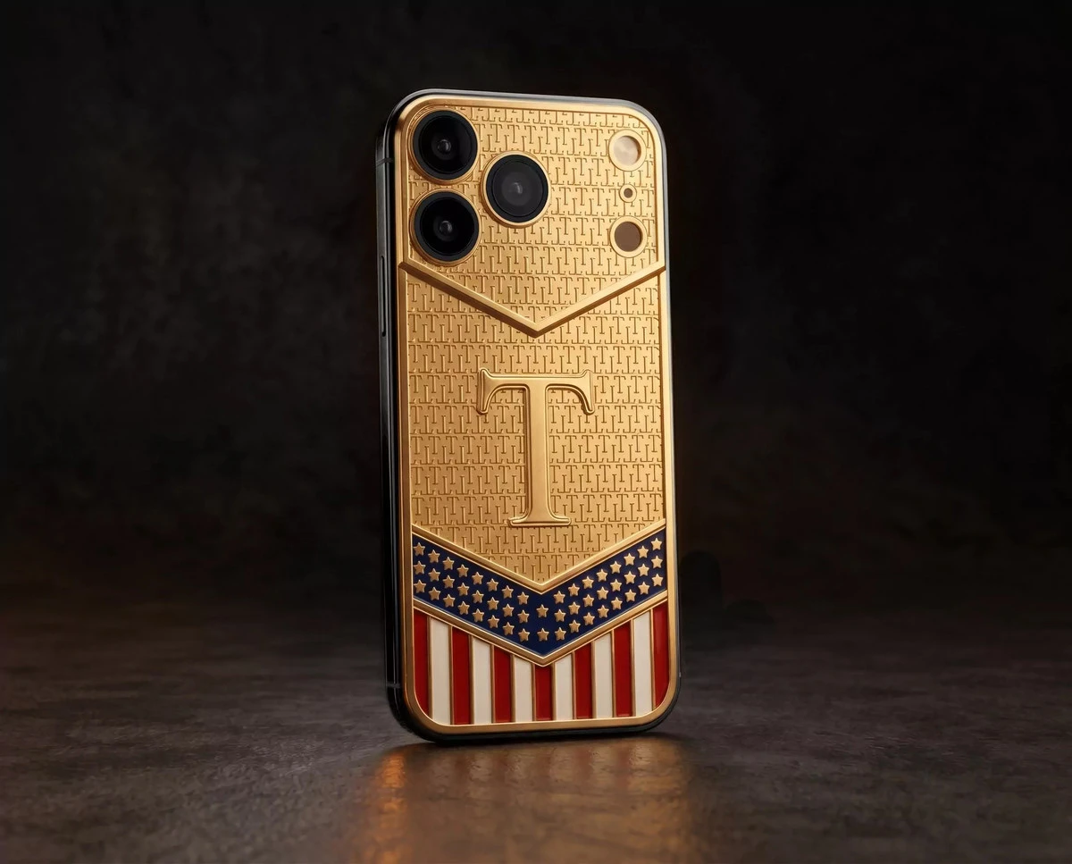 Caviar випустила золотий iPhone 17 Pro Max у стилі Trump T1 на Frontalka фото 1 Caviar випустила золотий iPhone 17 Pro Max у стилі Trump T1 фото 1