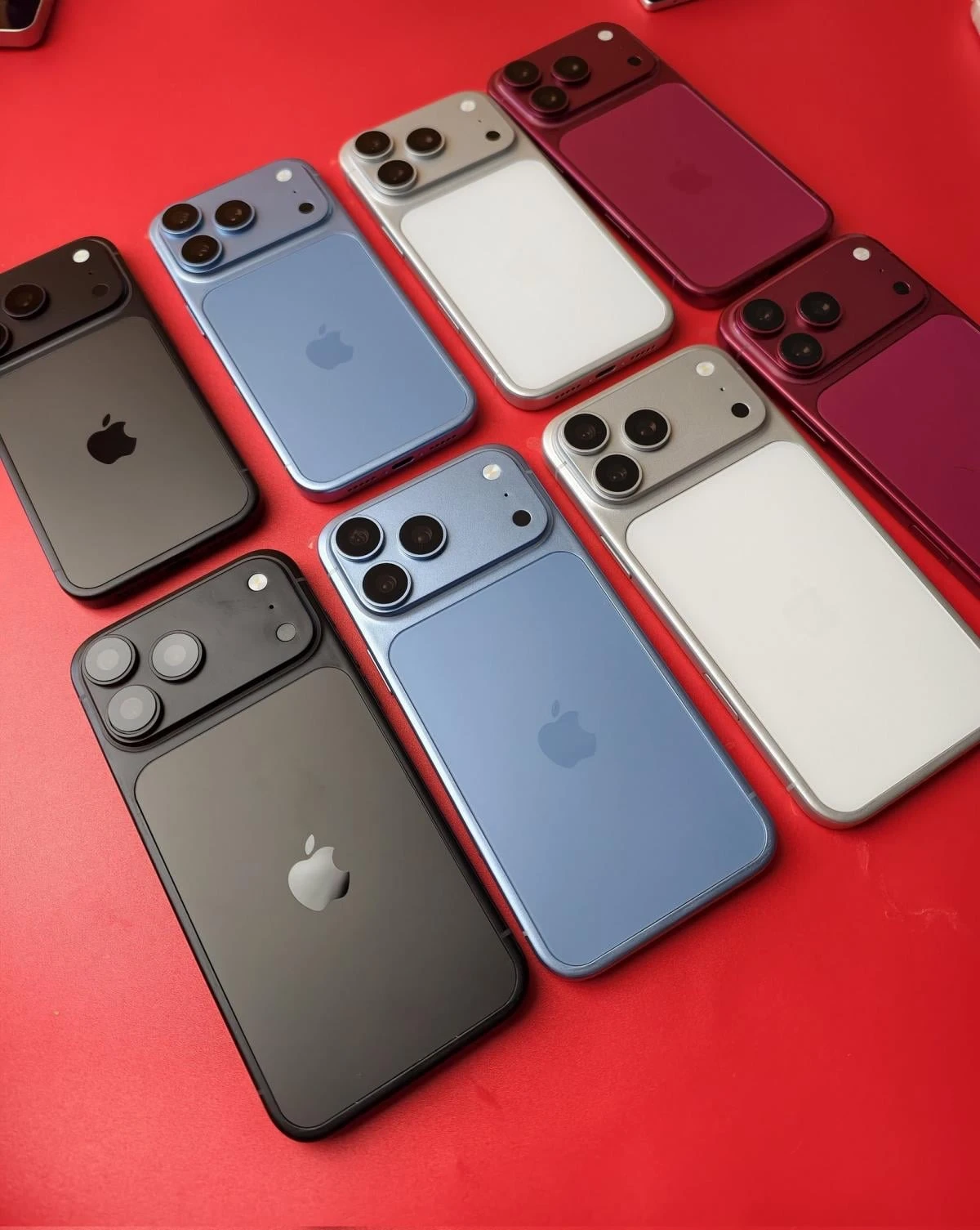 Apple може здивувати iPhone 18 Pro: у мережу потрапили фото всіх кольорів фото 1