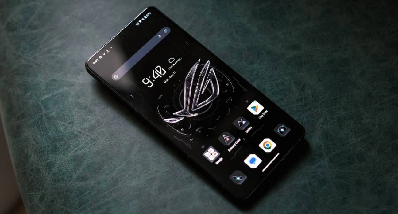 Asus ROG Phone 9: найпотужніший Android смартфон у світі вже представлений фото 1