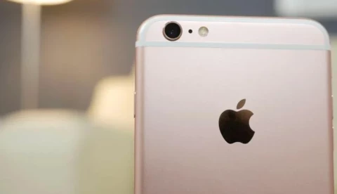 Эти iPhone отправляются в архив?