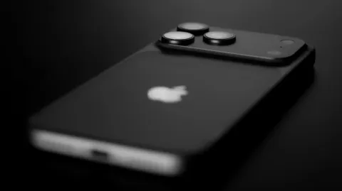 Кібератака розкрила майбутній iPhone 18 Pro: у мережу потрапили технічні дані