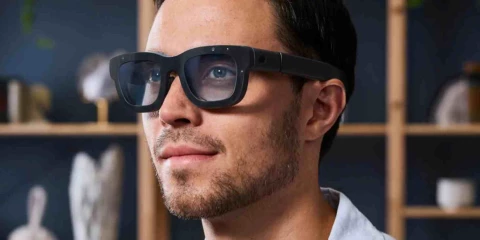Meta создала очки виртуальной реальности, которыми управляет мозг человека