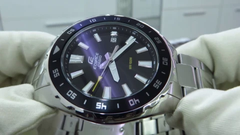 Новые Casio Edifice ERA-130D: батарея на 10 лет и стальной корпус