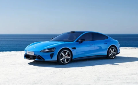 Новинки Xiaomi: электромобиль SU7, ноутбук Book Pro 14 и Watch S5