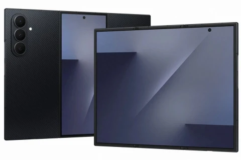 Обещали 200 000 сгибаний, получили меньше: Galaxy Z TriFold провалил стресс-тест