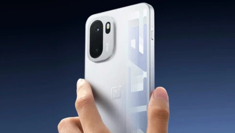 OnePlus Ace 6T заряжается быстрее, чем ты успеешь выпить кофе