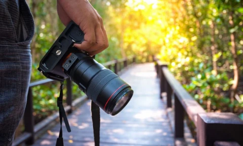 Чому смартфони не мають змінного оптичного зуму, як цифрові дзеркальні фотокамери?