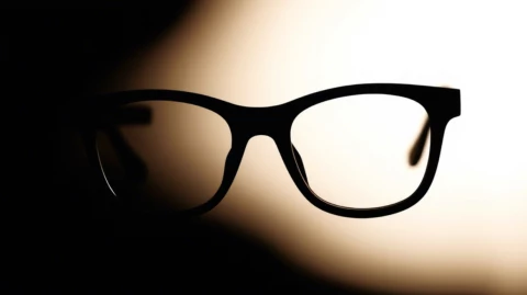 Samsung запатентовала умные очки с функцией коррекции зрения