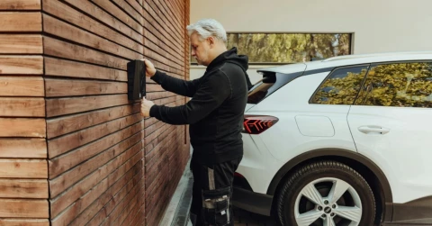 Топ гаджетів для безпечного та затишного будинку