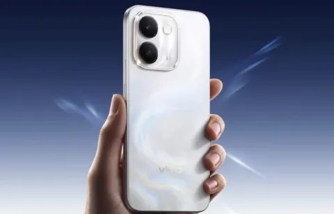 vivo Y600: 10 000 мА·ч в смартфоне — что пришлось упростить?