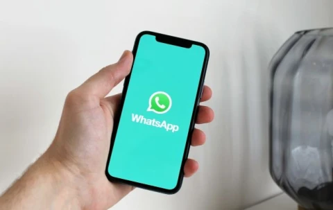 WhatsApp готовится добавить рекламу — пользователи уже возмущены