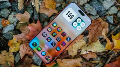 Как на iPhone 17 Pro Max откатить iOS до предыдущей версии