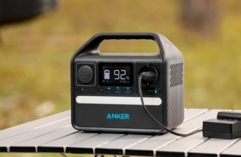 Как пережить зимние отключения света: простые шаги подготовки гаджетов и минимальный запас автономности